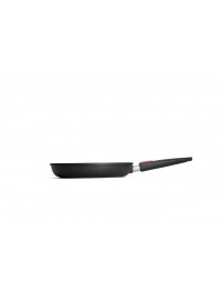 Sartén Woll NOWO Titanium 28 cm perfil lateral aluminio fundido 2 kg fondo 8 mm